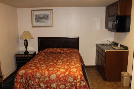 We invite you to visit Budget Host Golden Wheat Motel on your next trip!